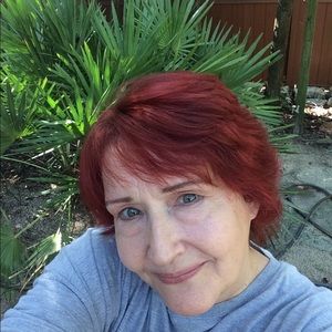 Meet your Posher, Lisa