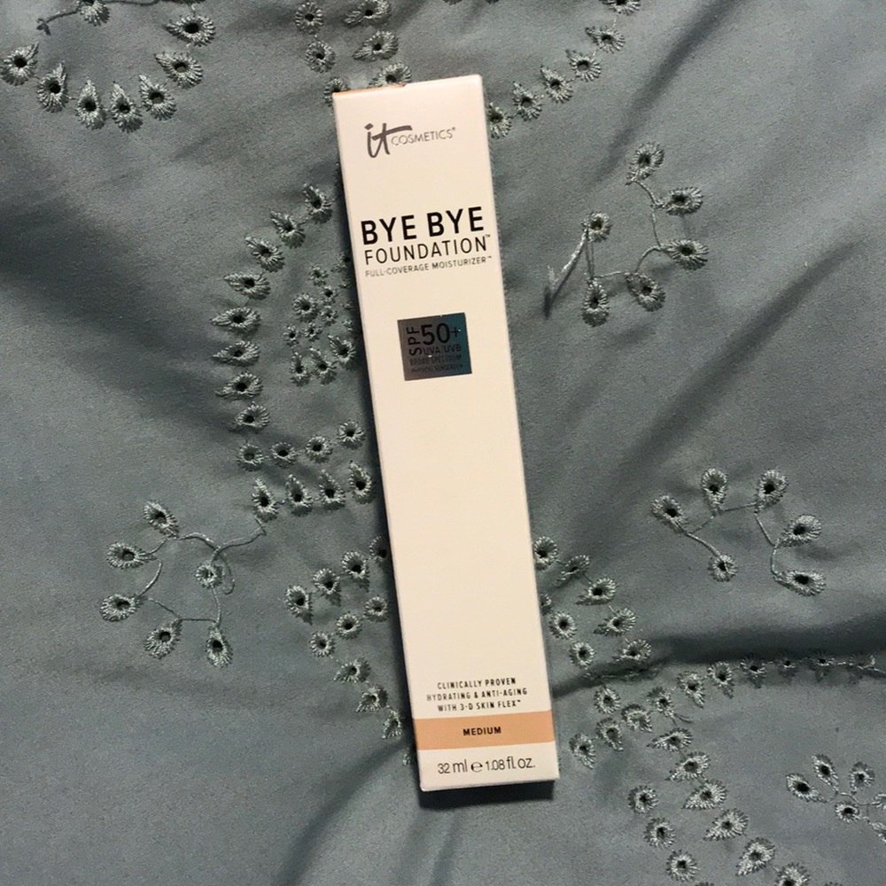 Brand new (never opened) IT COSMETICS Foundation