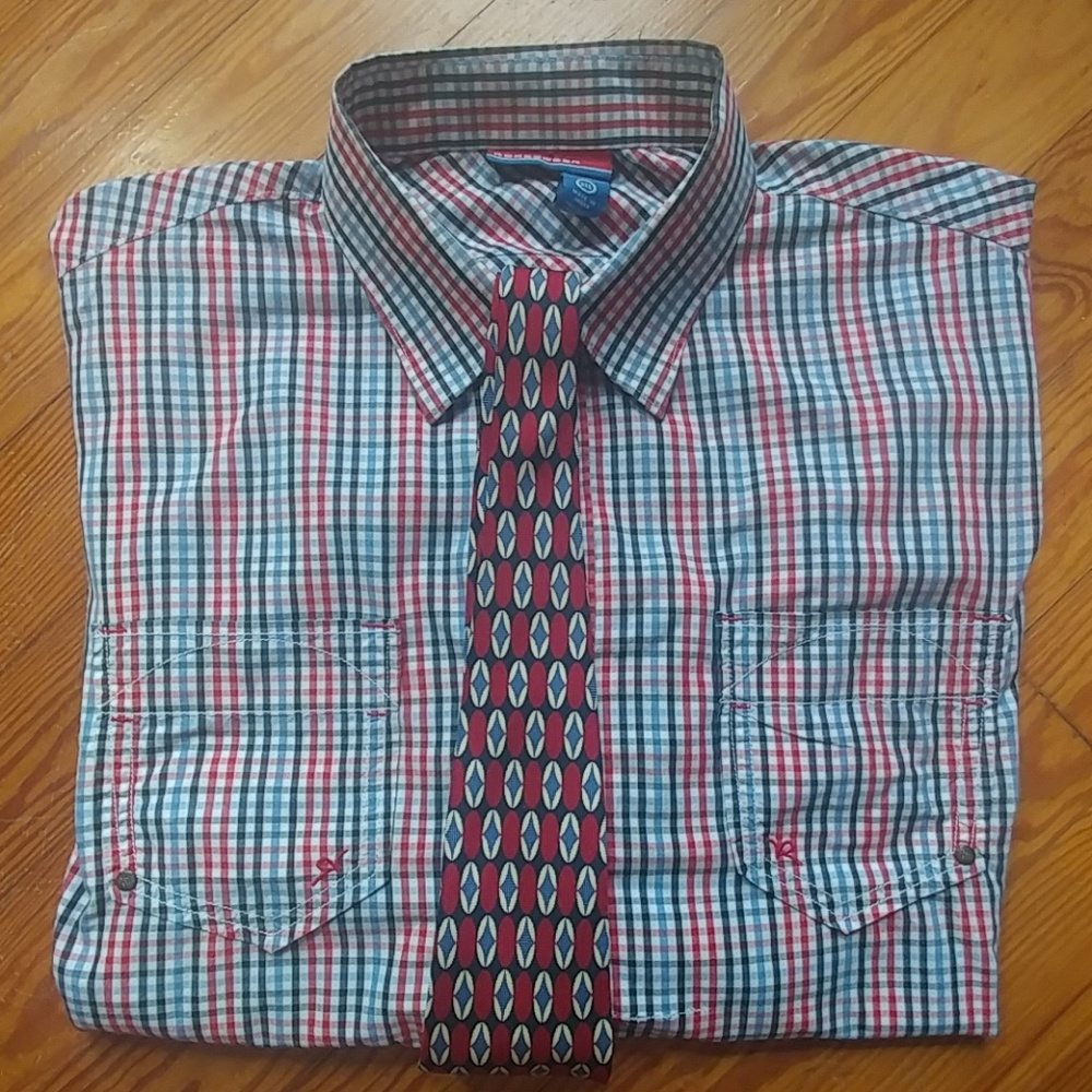 Rocawear plaid shirt & Jo's Bank silk tie - Picture 1 of 8