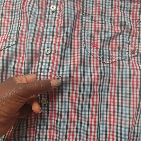 Rocawear plaid shirt & Jo's Bank silk tie - Picture 7 of 8