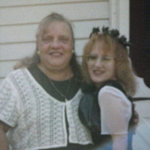 Meet your Posher, Tina