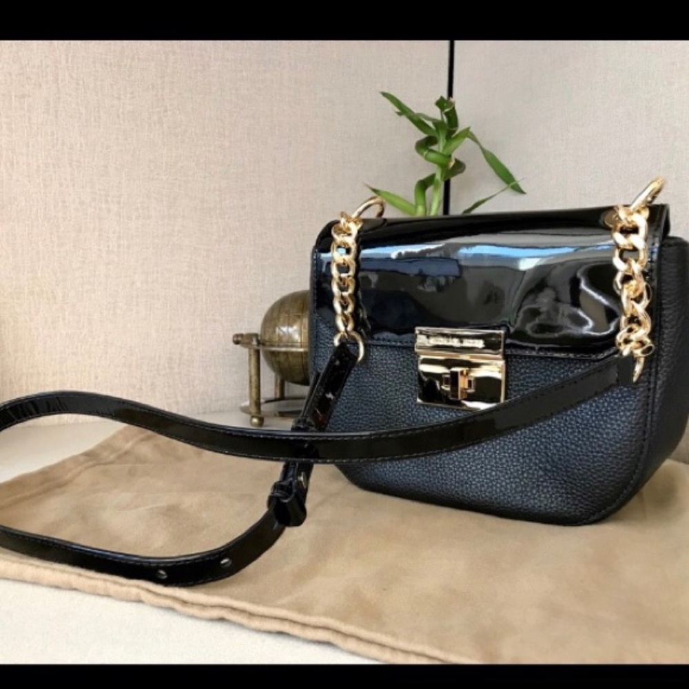 *SOLD* Authentic Michael Kors Crossbody Bag