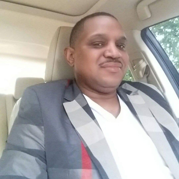 Meet your Posher, Donald - Picture 1 of 1