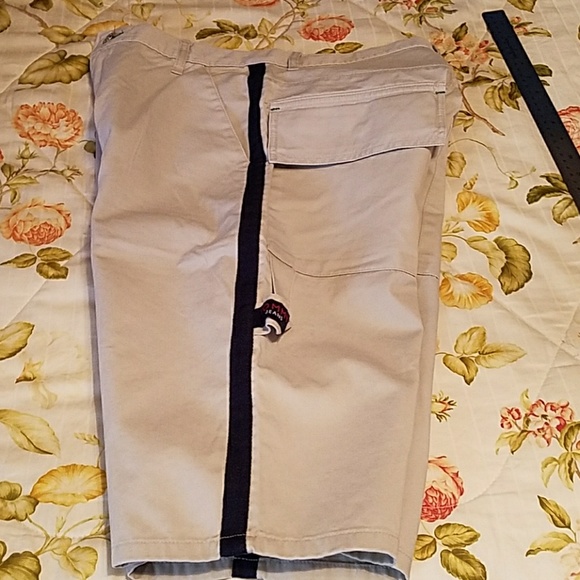 ✔AllShorts&JeanSale✔Tommy jeans - Shorts - Mens - Picture 8 of 8