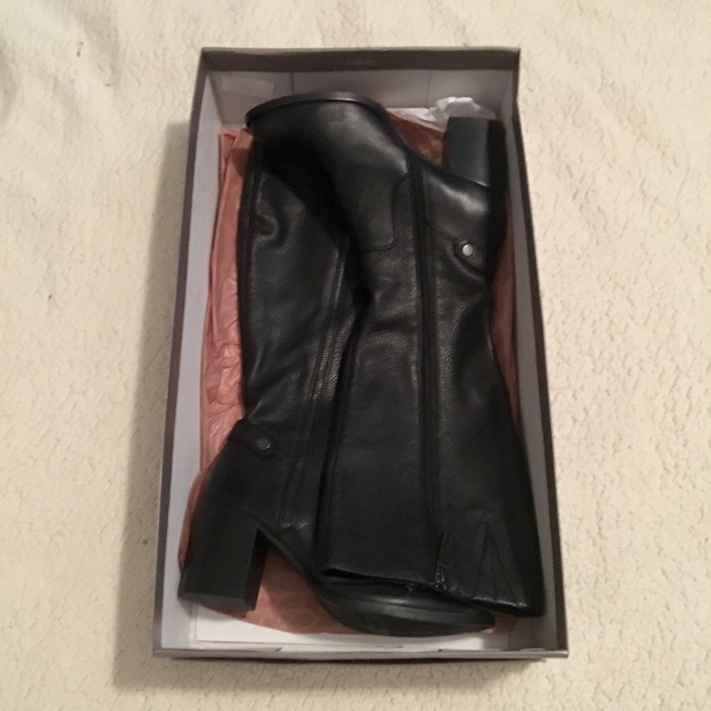 Franco Sarto black leather boots