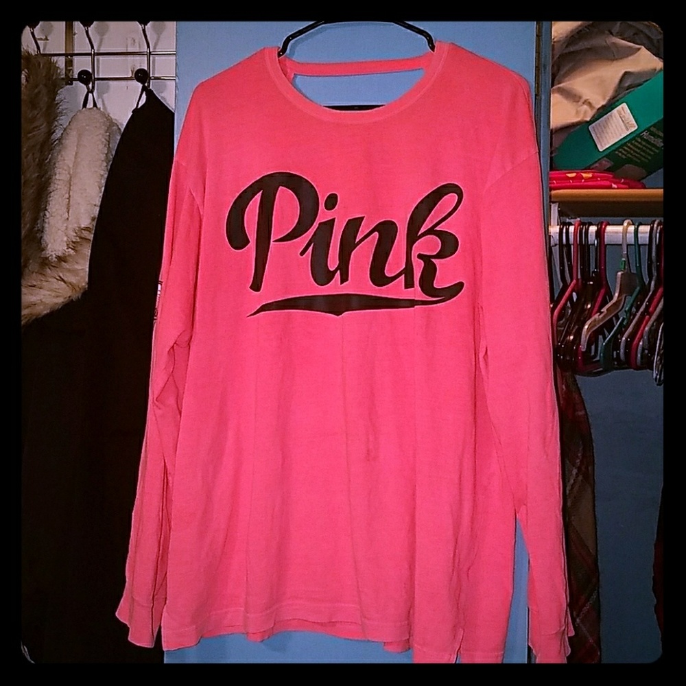 Victoria's Secret PINK long sleeve T-shirt