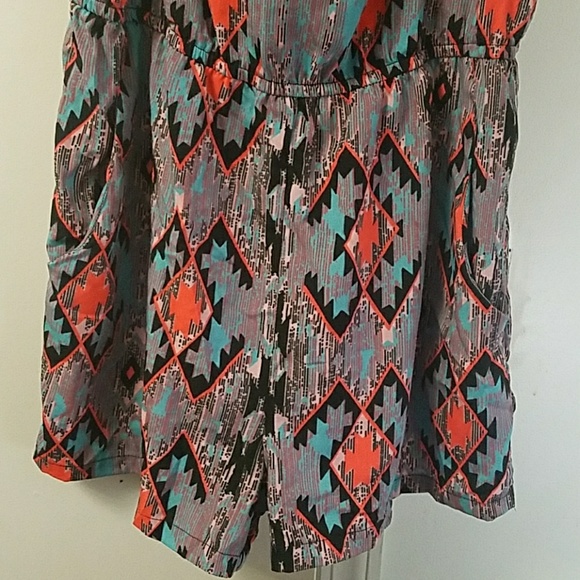 2B romper - Picture 2 of 4