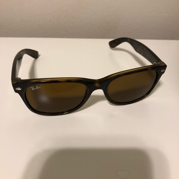 Ray Ban Wayferer (smaller) Tortoise main image 4