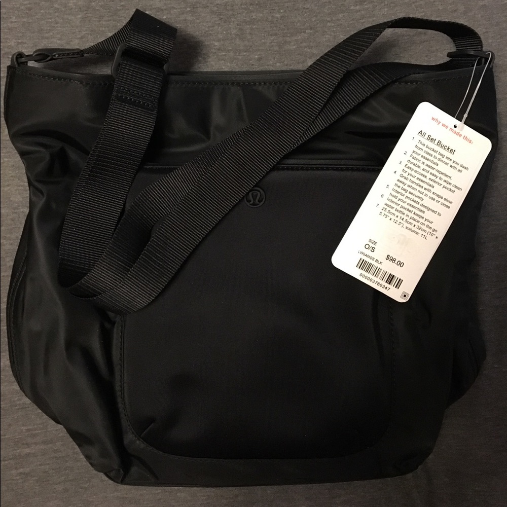 Lululemon bag