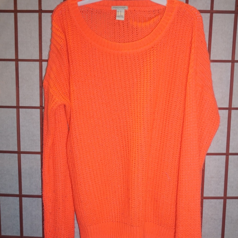 Bright- Pink sweater. - Picture 1 of 1