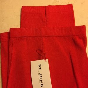 Beautiful Red St. John Knit Pant