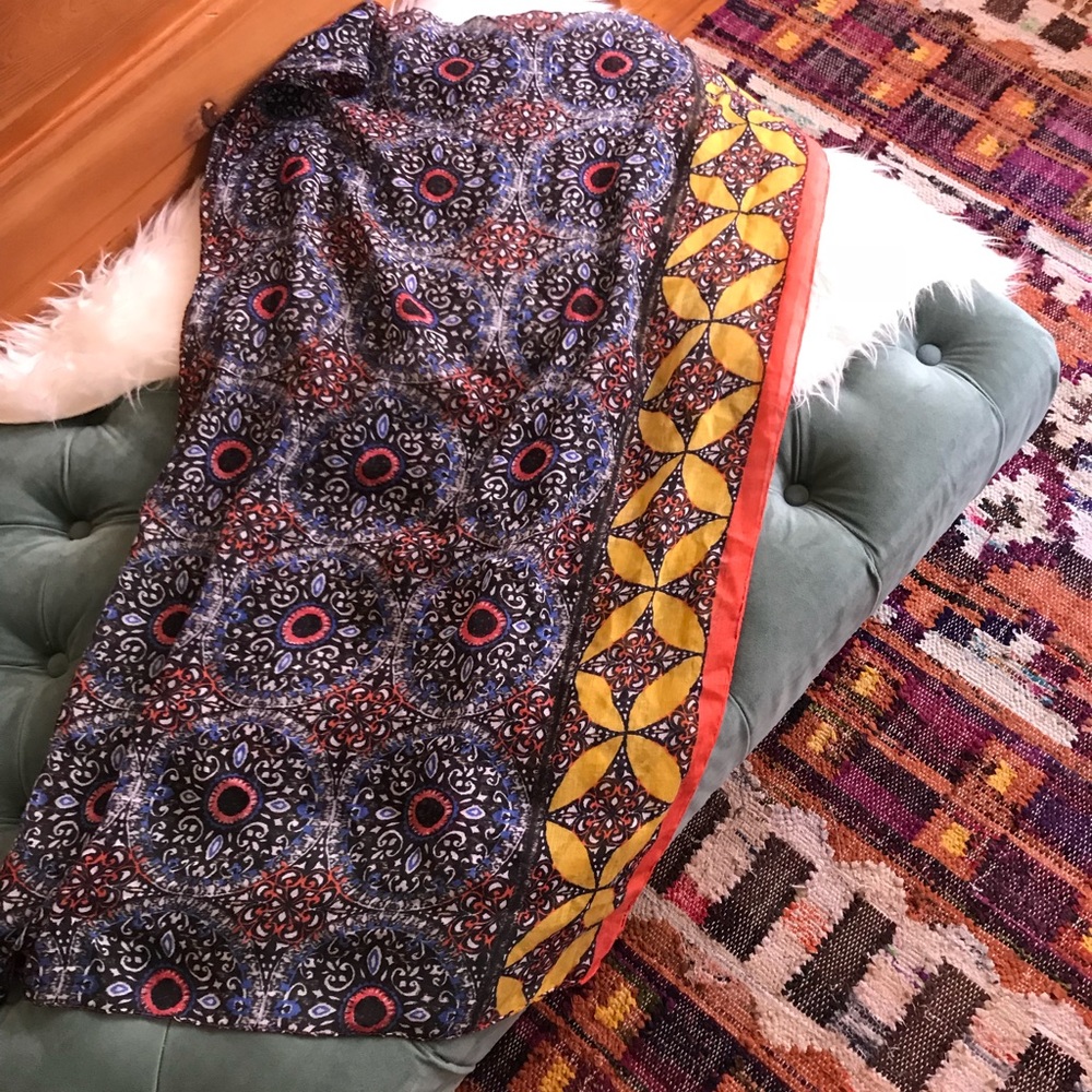 Printed scarf