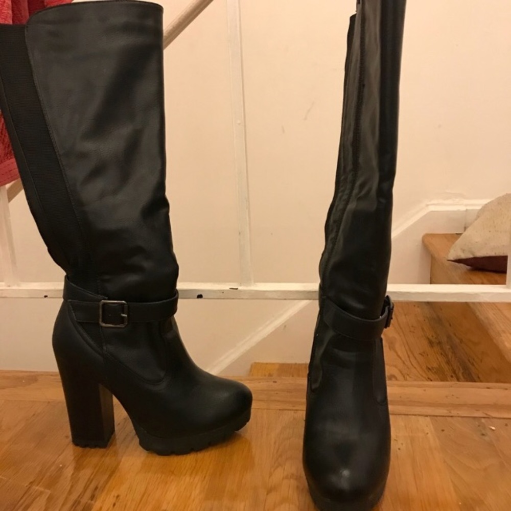 Knee high boots used