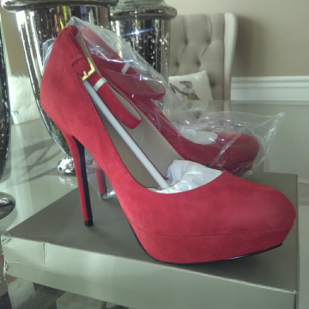 Size 11 red heels