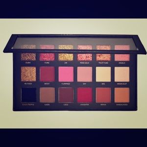 Huda eyeshadow makeup palette 🎨 18 colors matte