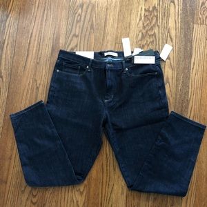 NWT PREMIUM “ZERO GRAVITY DENIM” skinny jeans!