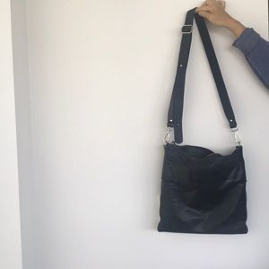 ALL REAL LEATHER! Beautiful black purse