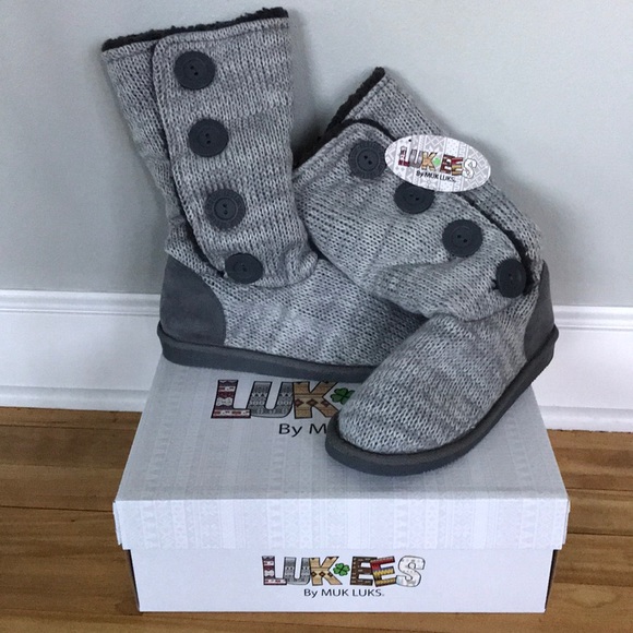 muk luks gray boots