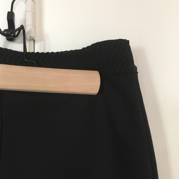 Black Pencil Skirt - Picture 5 of 7