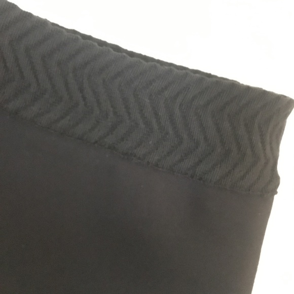 Black Pencil Skirt - Picture 7 of 7