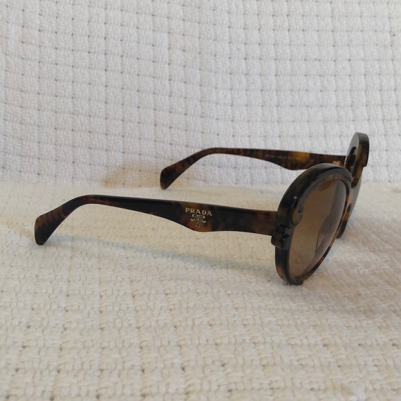 PRADA sunglasses main image 4