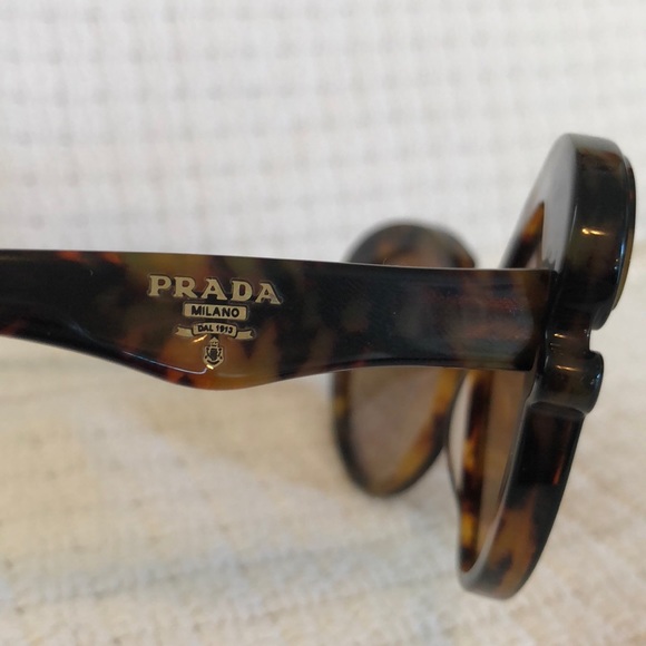 PRADA sunglasses main image 8