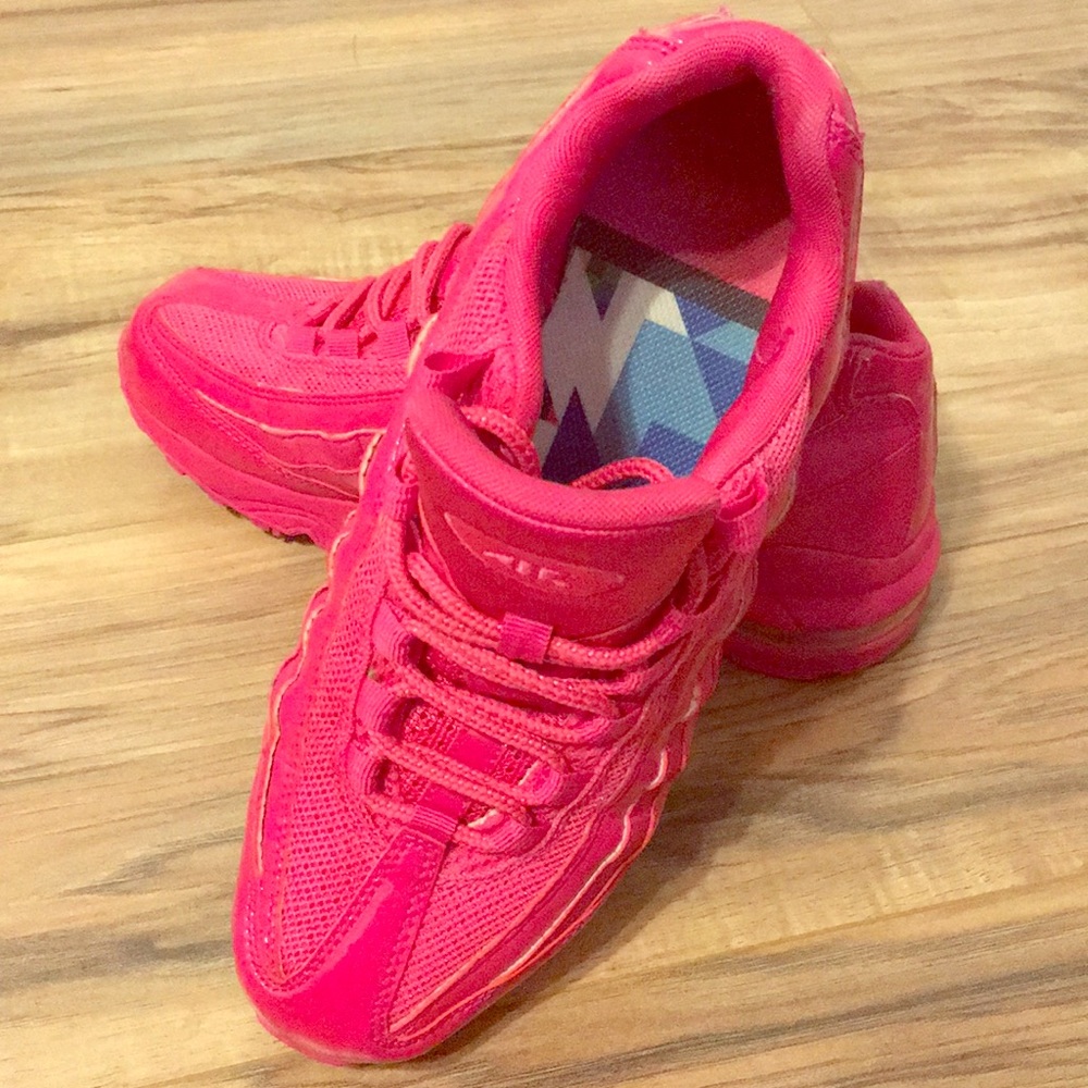 Hot Pink Original ‘95 Air Max (Authentic)