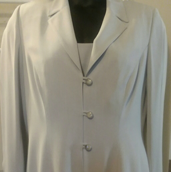 Lauren Taylor Suit - Picture 1 of 5