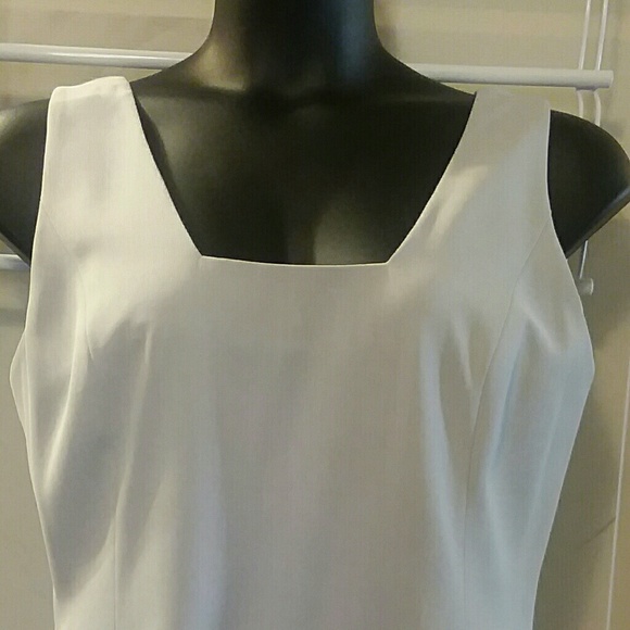 Lauren Taylor Suit - Picture 3 of 5