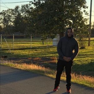 Meet your Posher, Aaron