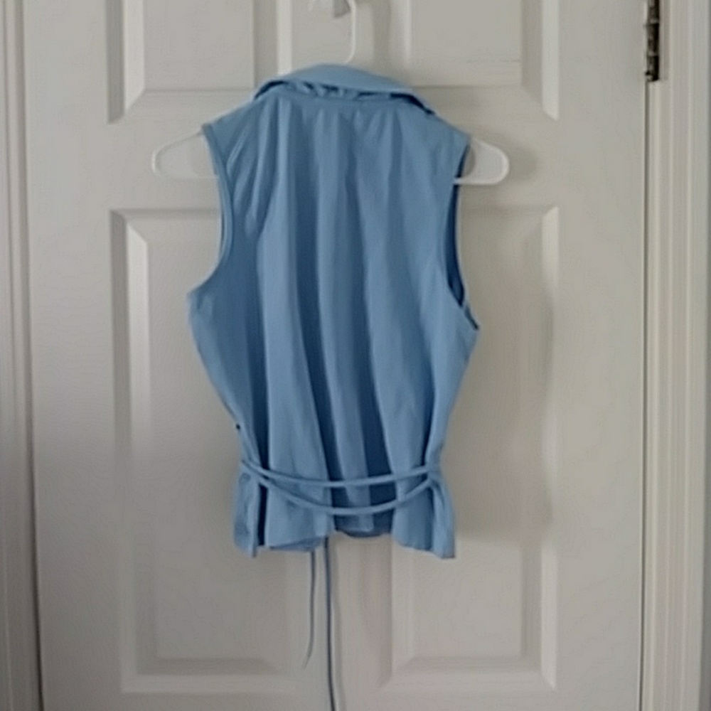 Top - Picture 2 of 2