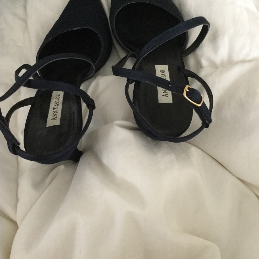 Ann Taylor evening shoes size 8M