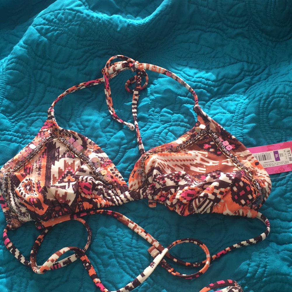 Baiting suit (xl) fits like (L)