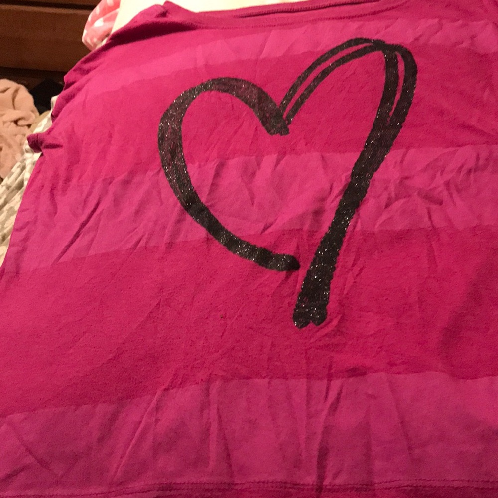 Short sleeved pink shirt