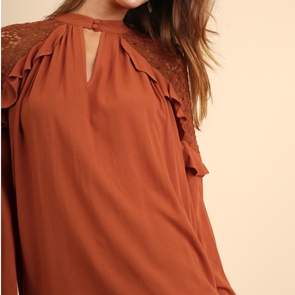 ✨NWT✨✨ Long Sleeve Blouse - Picture 2 of 3