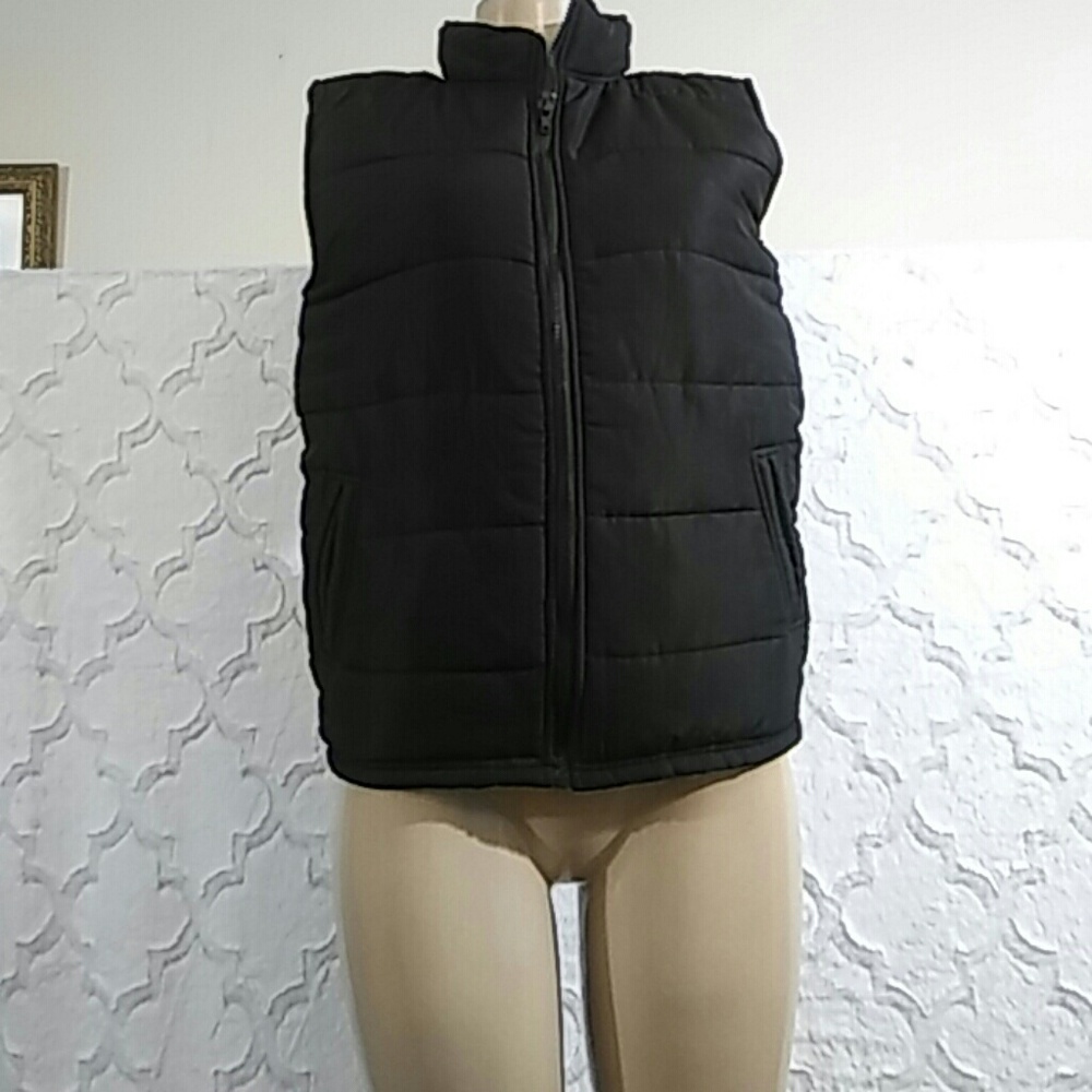 Mervyns Womens Winter Vest size 8-18 ..Black