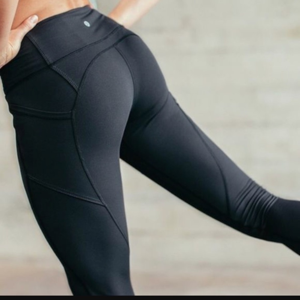 SOLD. All the right places pant II