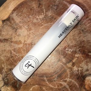 It Cosmetics C+C Skin Perfecting Brush