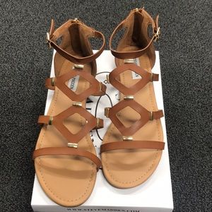 NWT Steve Madden Sandals