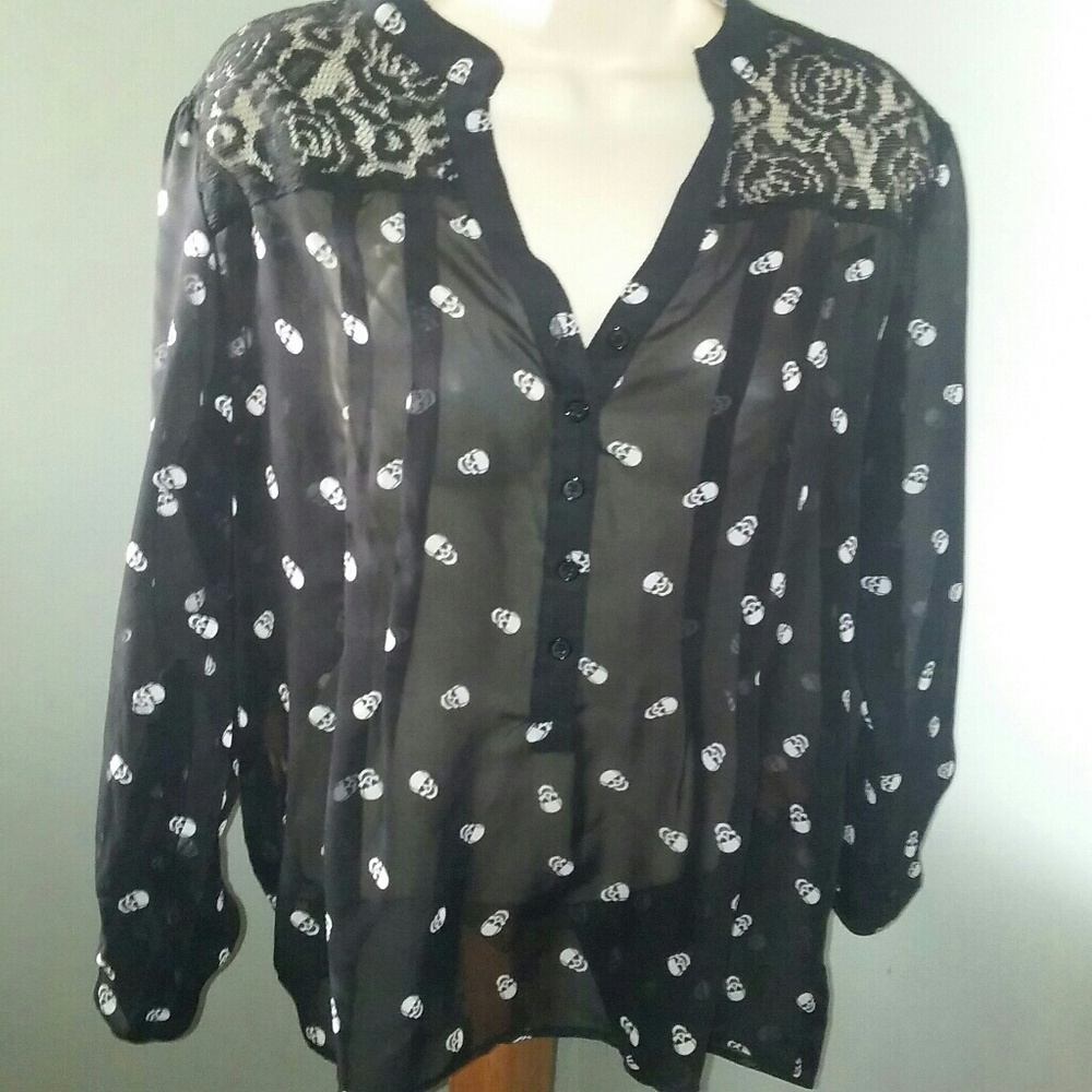 Skull shear blouse