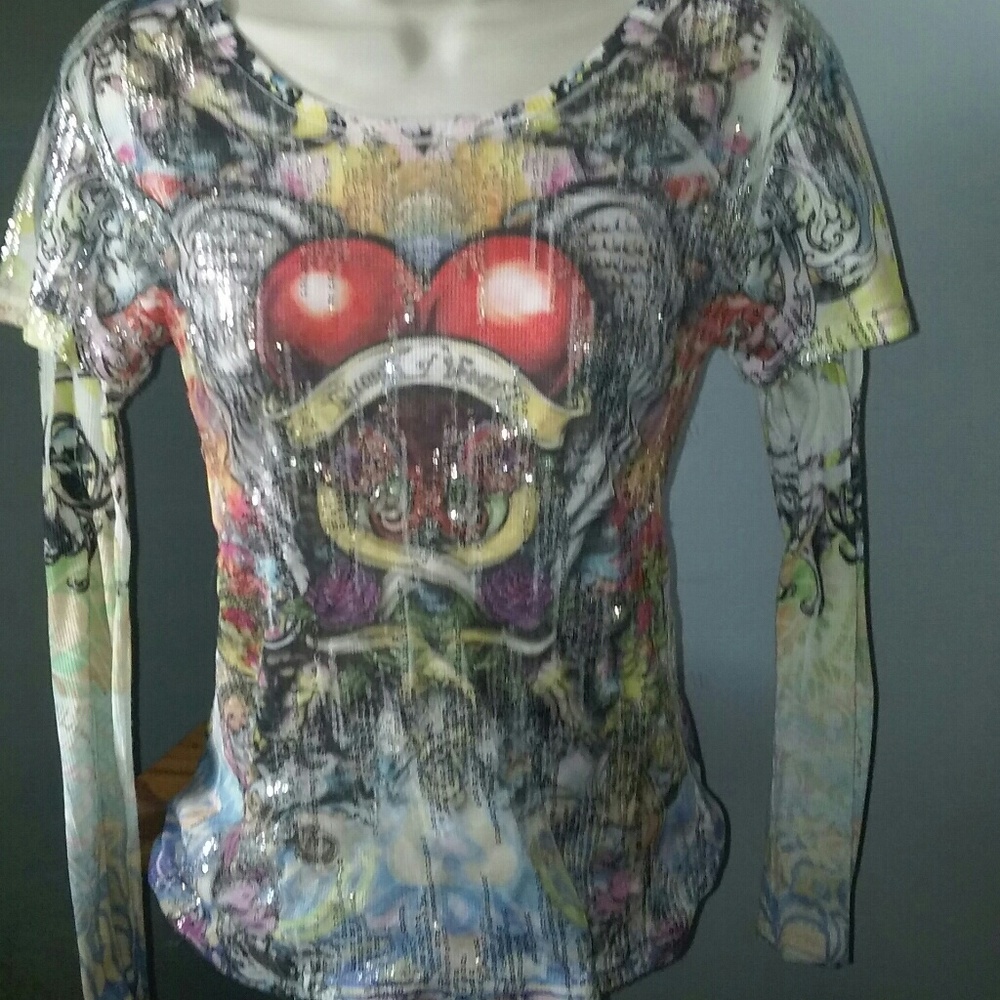 Tatoo type blouse