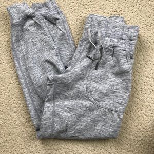 Lululemon cuffed Sweat Pants