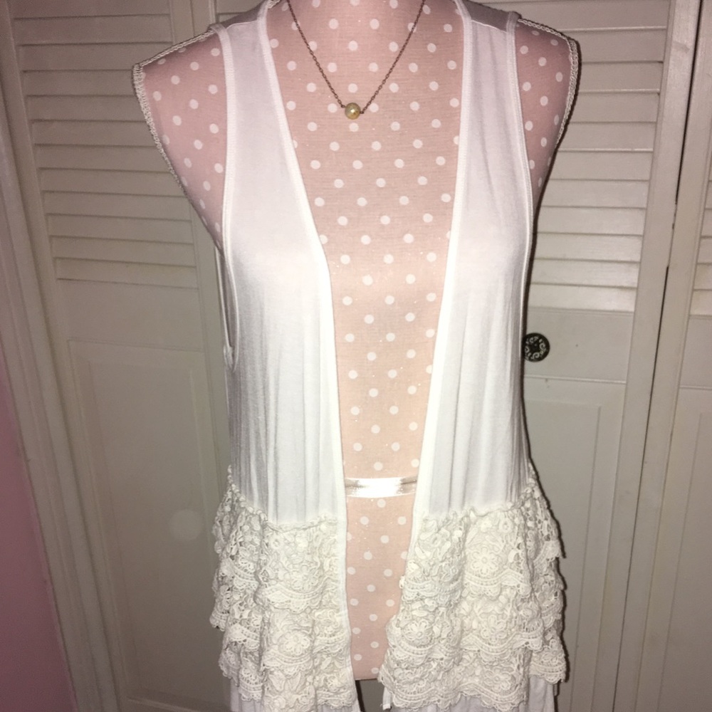 White lace vest