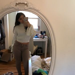 Meet your Posher, Manuela