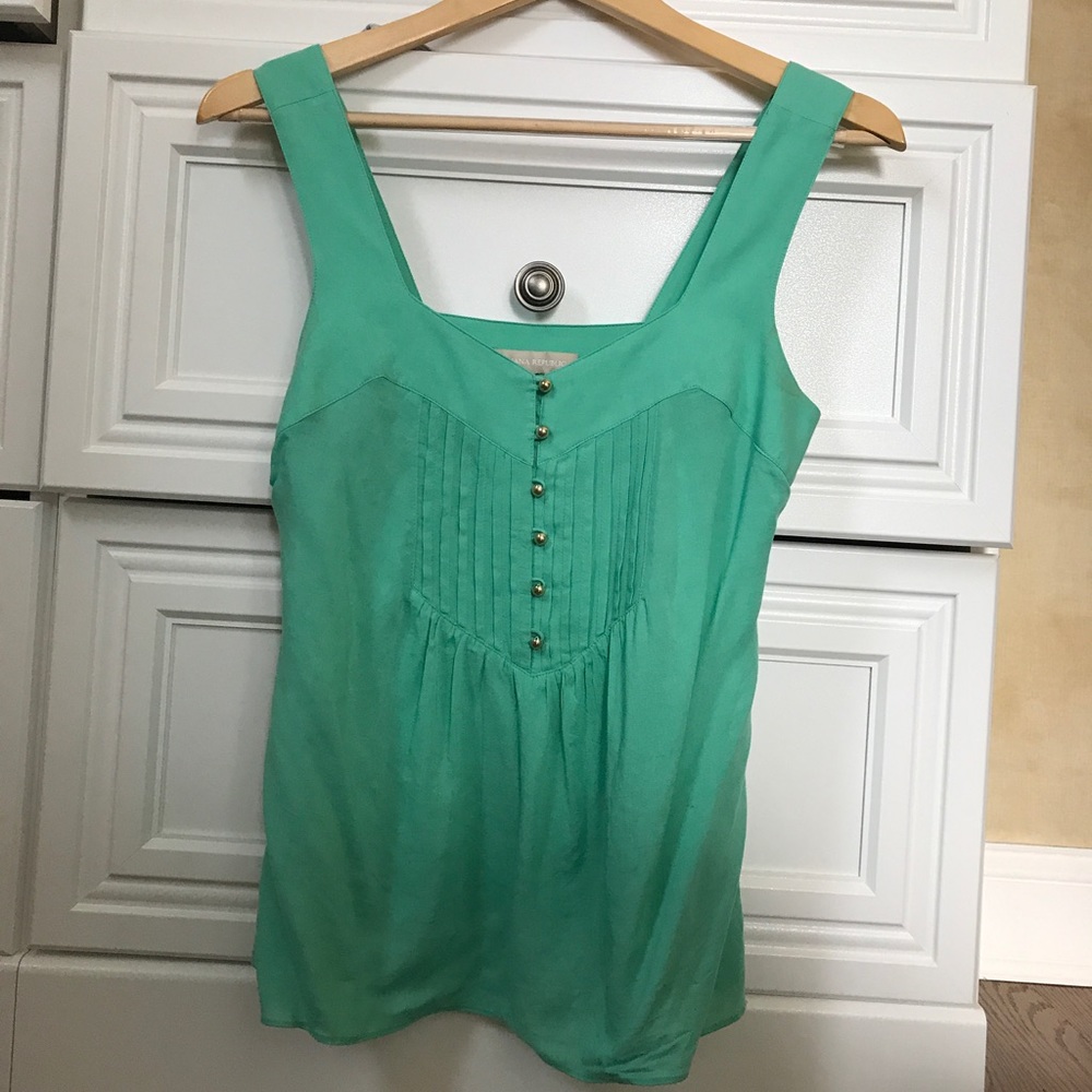 Banana republic's top