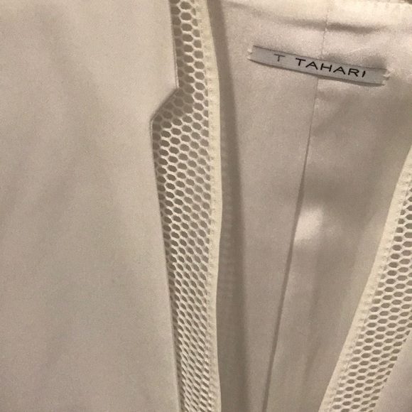 Tahari White Blazer - Picture 2 of 3