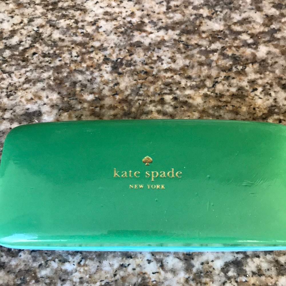 Kate Spade glasses holder ⭐️⭐️12 HR SALE⭐️⭐️