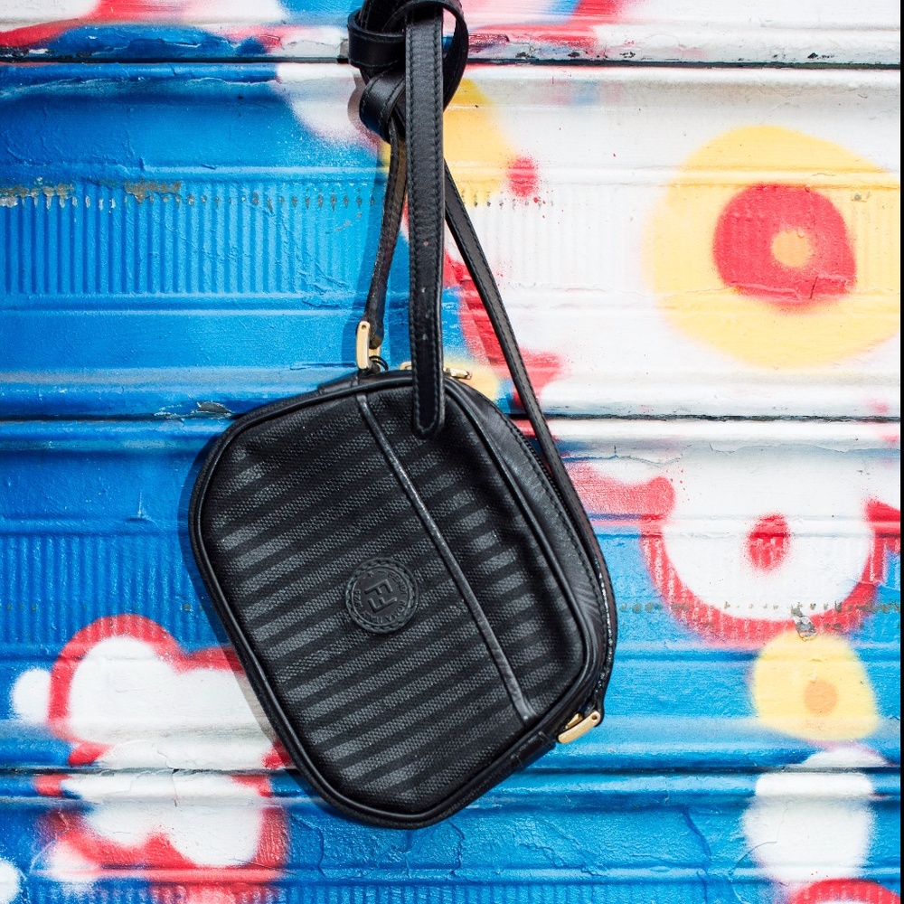 VINTAGE FENDI CROSSBODY BAG