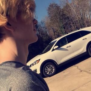 Meet your Posher, Austin