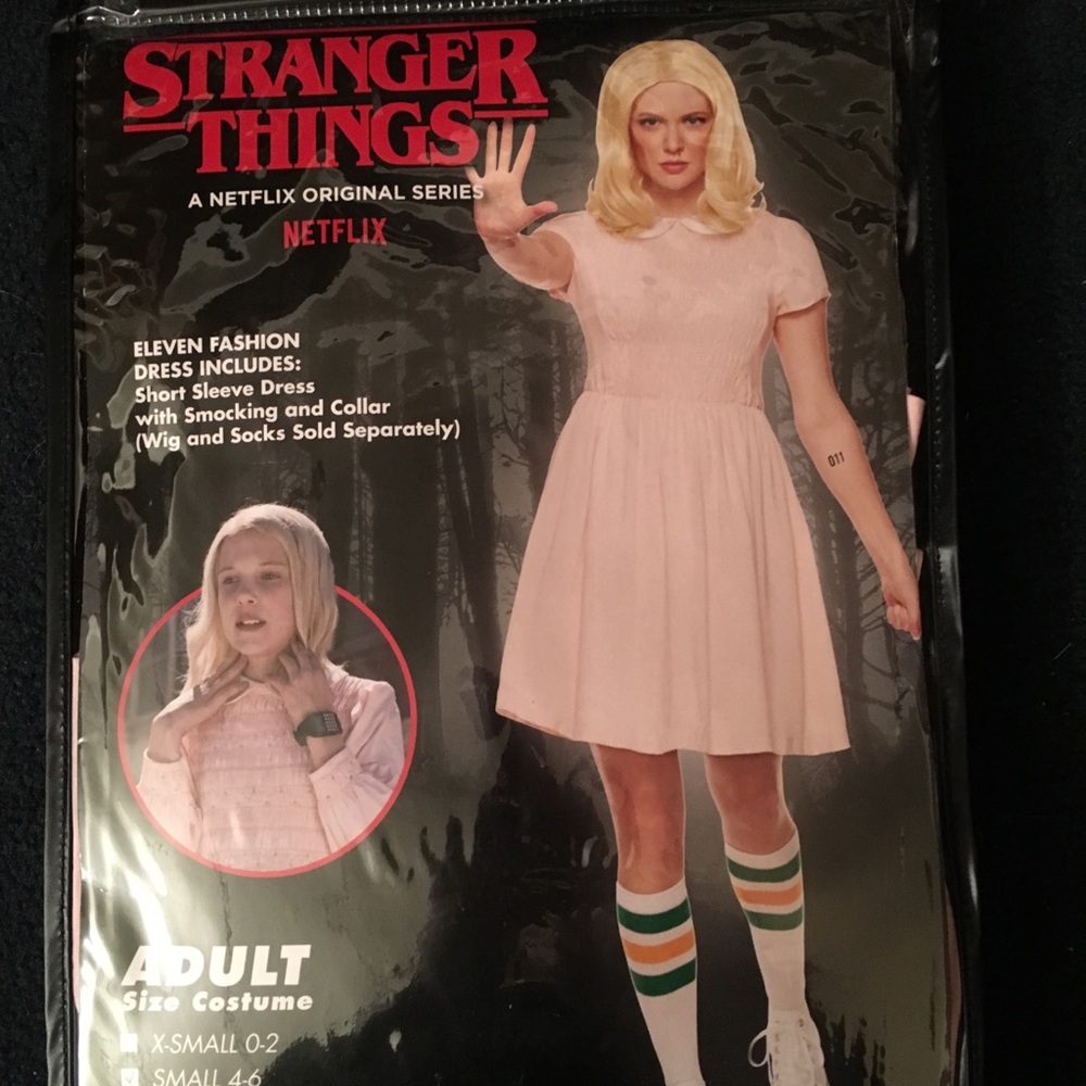 Stranger Things 11 costume